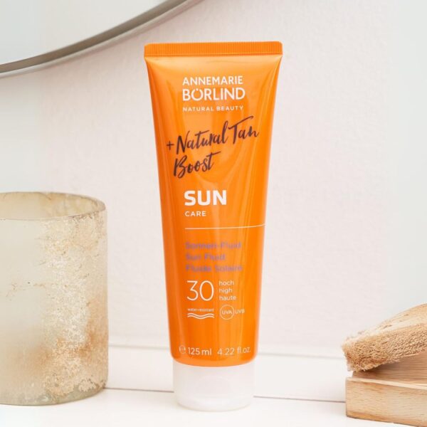 Annemarie Börlind Natural Tan Boost Opaľovacie fluid SPF 30